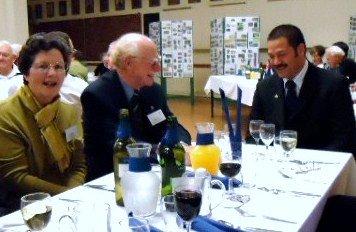 Doug & Christine Mackintosh with Cpl Willie Apiata VC [Mackintosh]