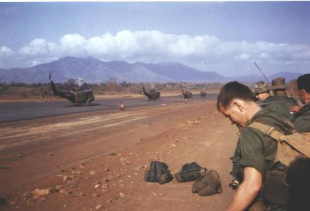 early troop deployment from Nui Dat  [courtesy http://webandofbrothers.tripod.com/ ]