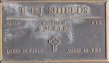 Shields headstone - Gisborne [Torrance]